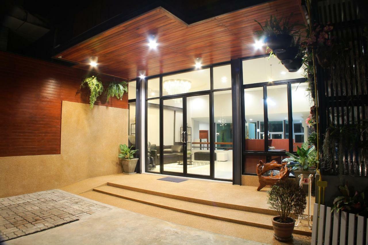 S'Prima Hostel Phitsanulok Ngoại thất bức ảnh