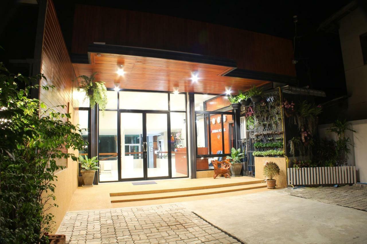 S'Prima Hostel Phitsanulok Ngoại thất bức ảnh